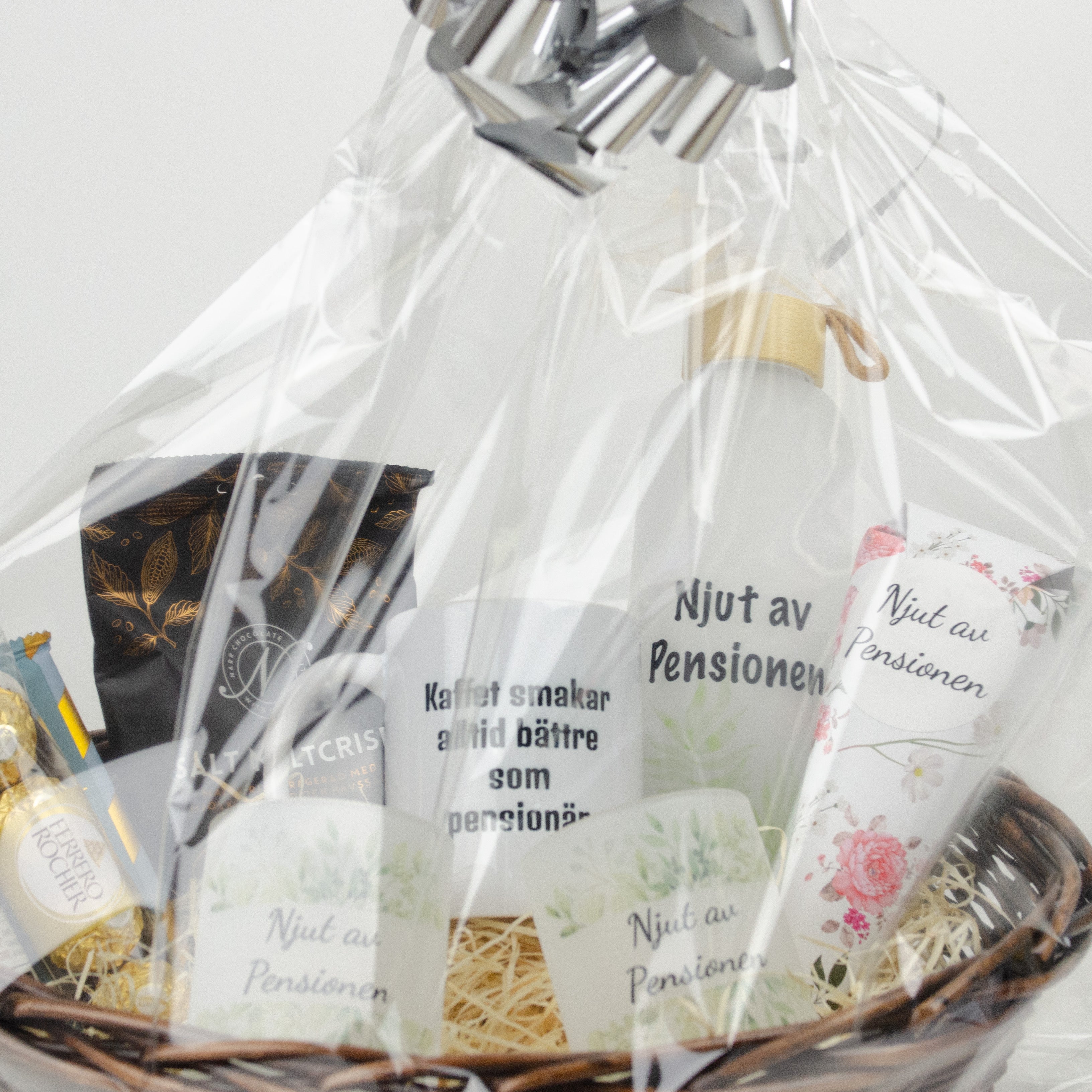 Presentkorg till pensionär | XL presentkorg | Njut av pensionen | 38 cm