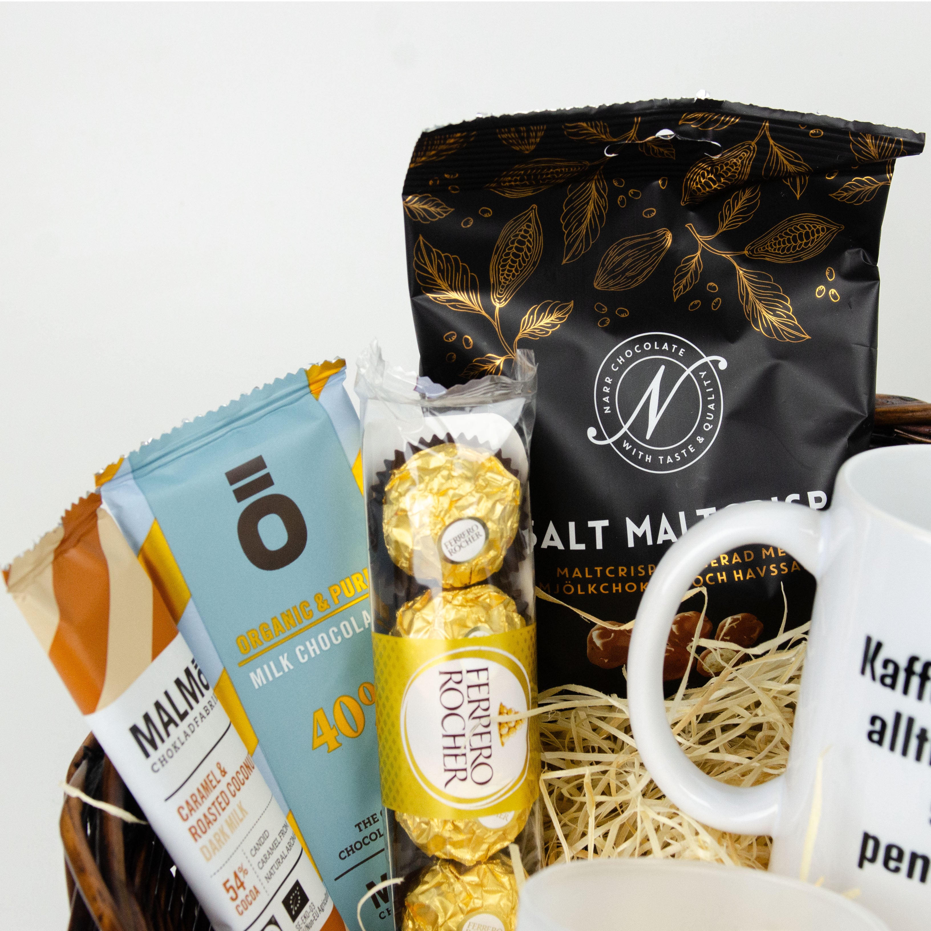 Presentkorg till pensionär | XL presentkorg | Njut av pensionen | 38 cm