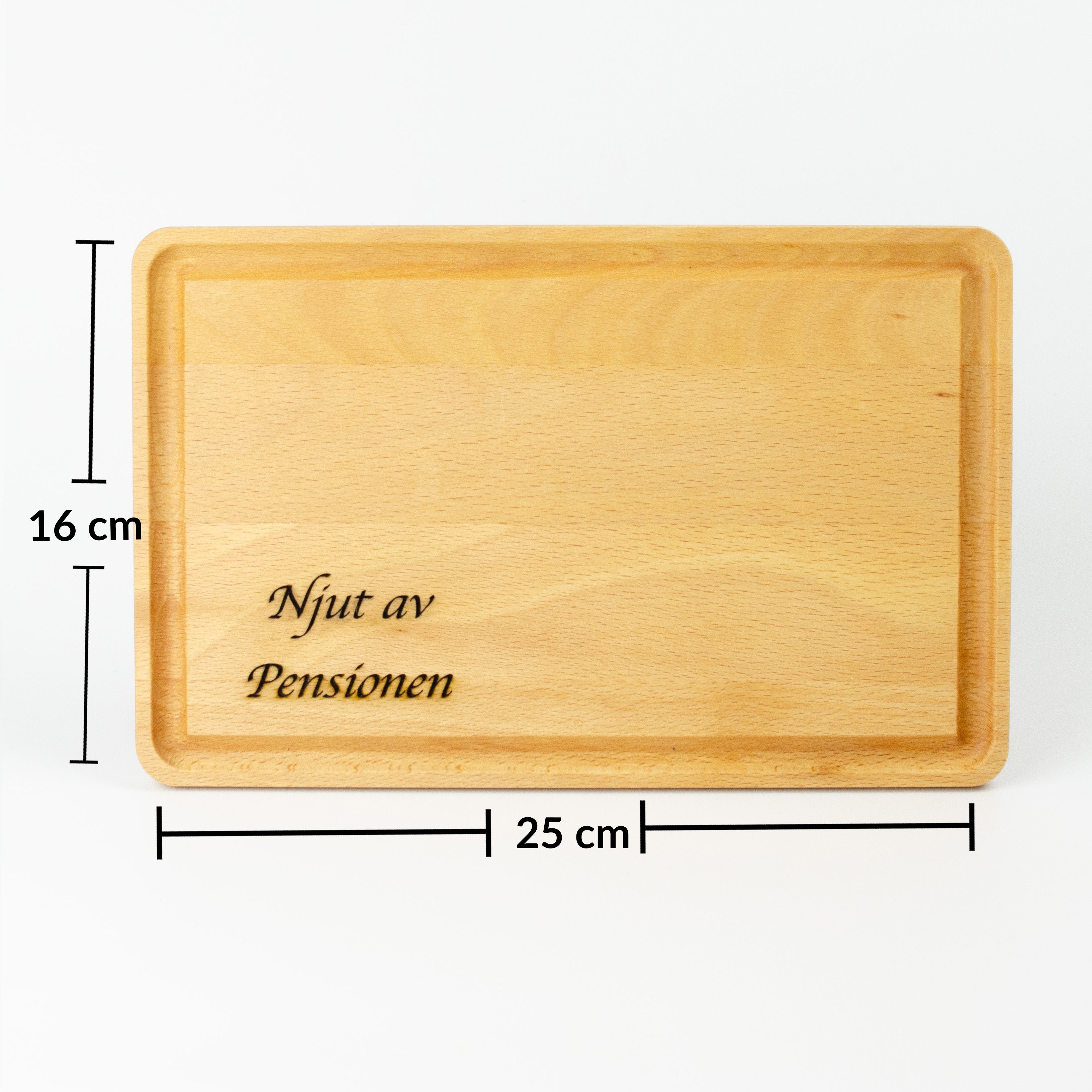 Njut av pensionen | Skärbräda i trä | Present till pensionär
