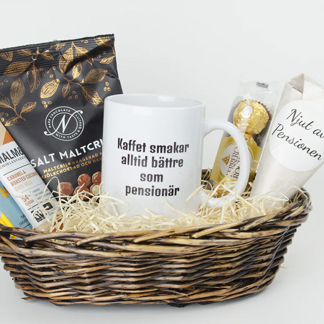 Present till pensionär | Kaffet smakar alltid bättre som pensionär | Presentkorg |