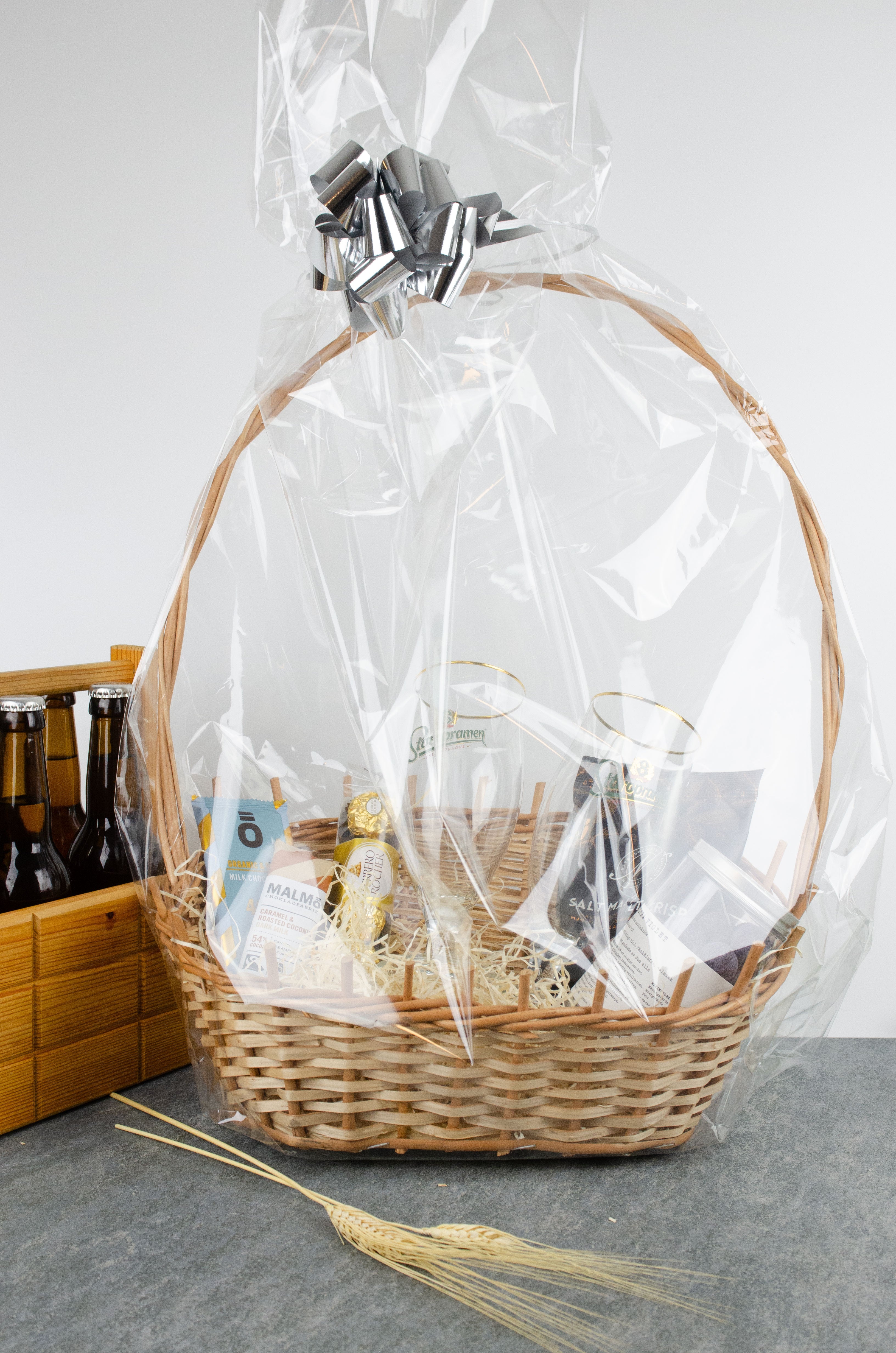 Presentkorg till ölälskaren Staropramen - Avtackningspresent