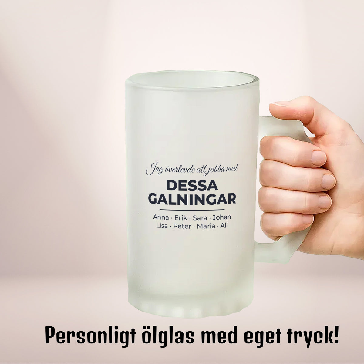 Jag överlevde att jobba med dessa galningar | Ölglas med eget tryck