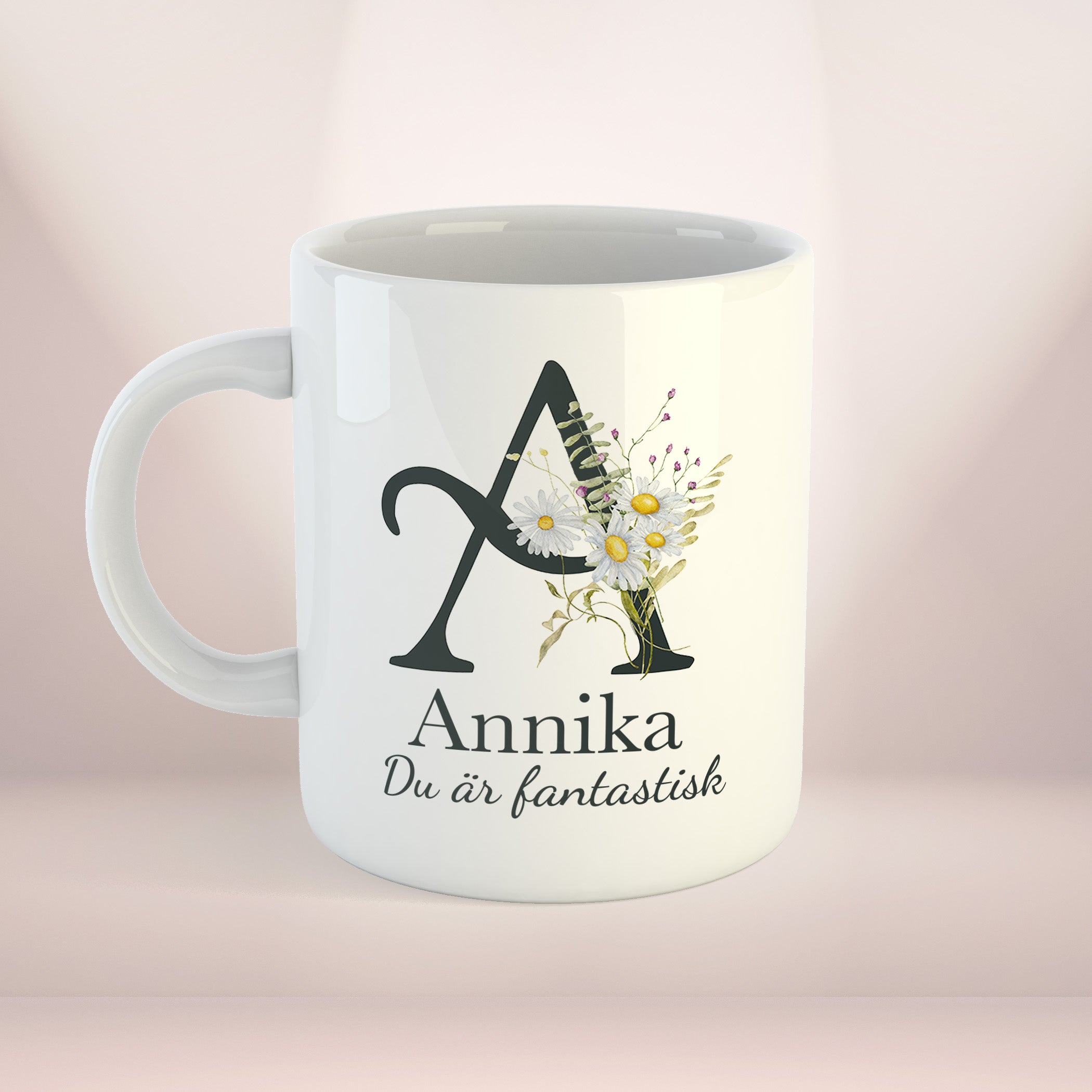 Blommig bokstav |  Personlig mugg med eget tryck